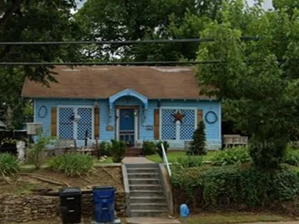 324 E Main St, Denison, TX 75021