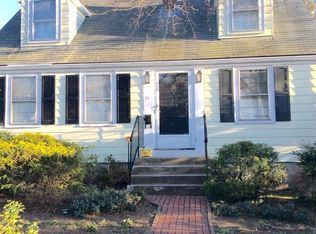 15 Sunrise Dr, Weymouth, MA 02191