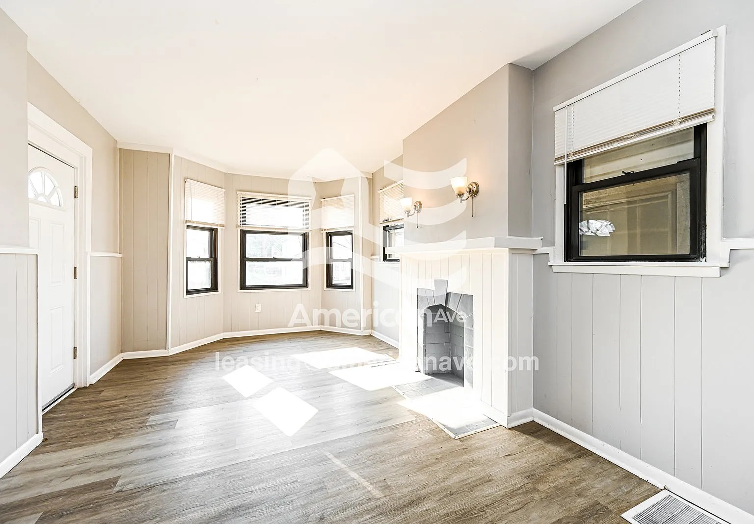 2 bed, 1.0 bath, 1096 sqft, $1,565 — Photo 4