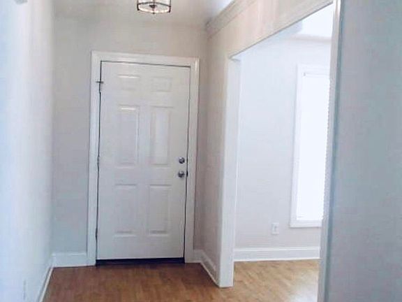 2nd image of 629 Alexandria Ln