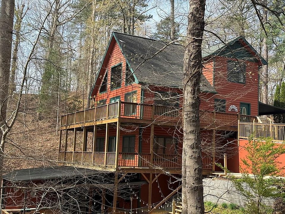 1st image of 270 Marina Drive