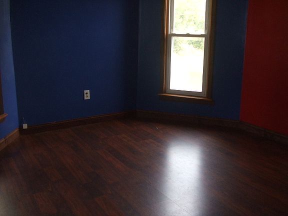 4th image of 250 5th Ave