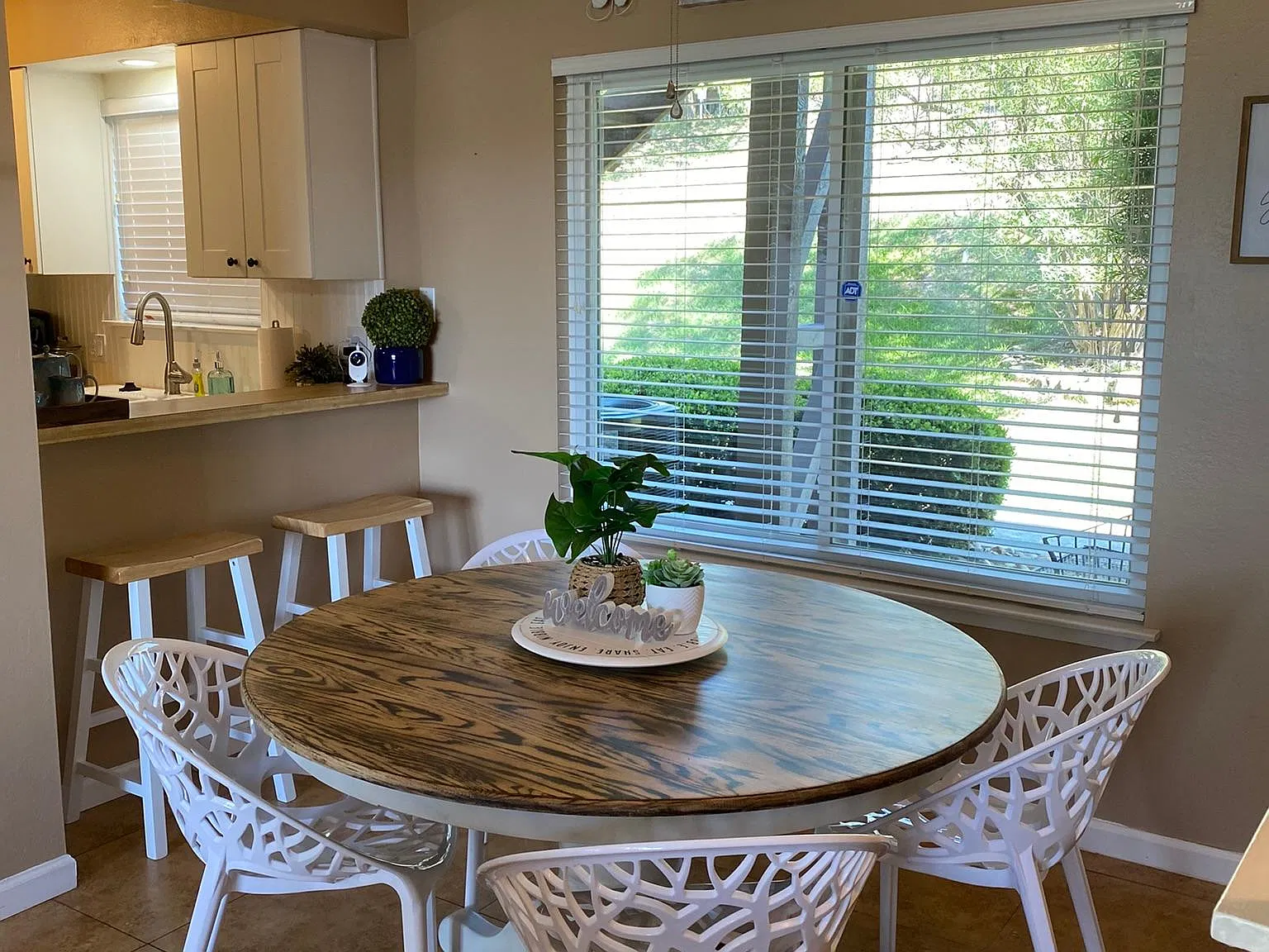 3 bed, 1200 sqft, $1,495 — Photo 4
