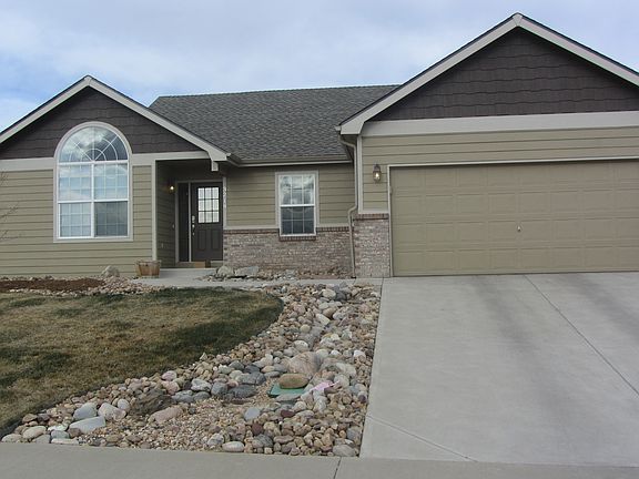 2nd image of 3218 Laguna Ct