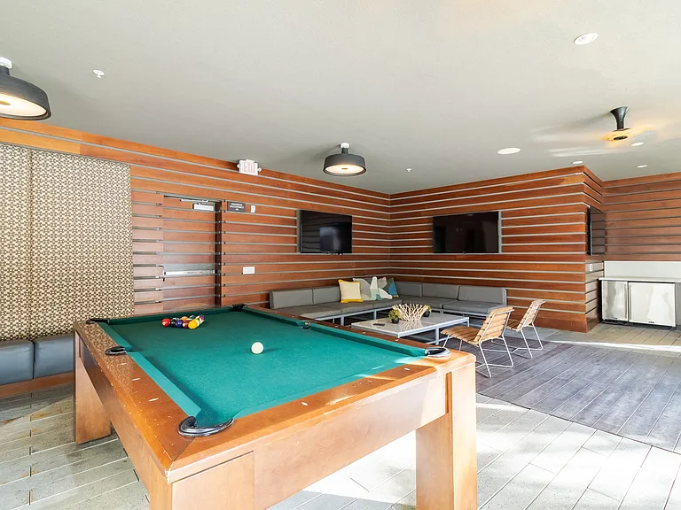 Loft House Apartments — Photo 40