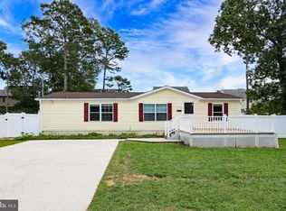 210 Carver Ave, Egg Harbor Township, NJ 08234