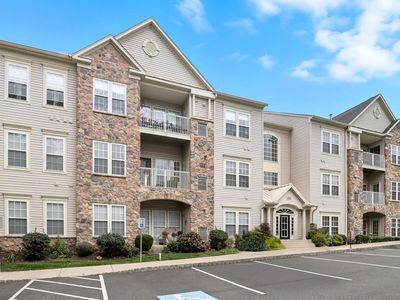 100 Ginko St APT 303, Warrington, PA, 18976