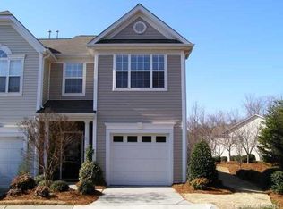 1900 Travertine Ln, Fort Mill, SC 29708