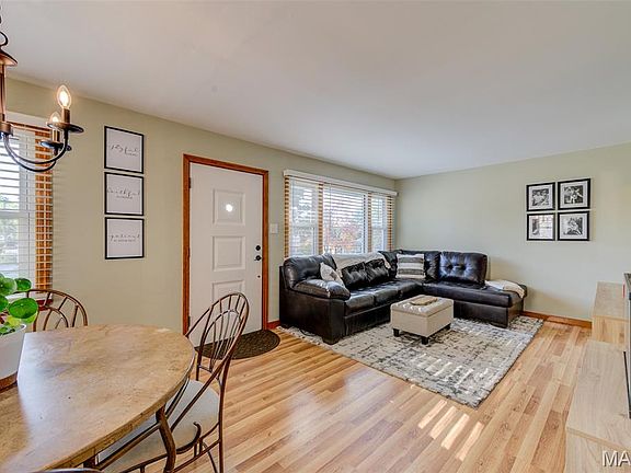 3rd image of 7917 Menola St