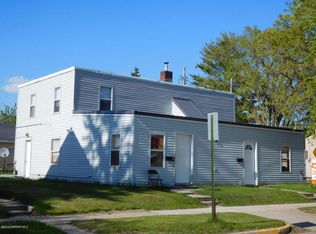 215 9th St NW, Bemidji, MN 56601