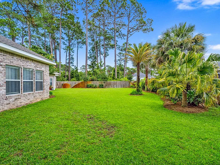 615 Shore Dr — Photo 18