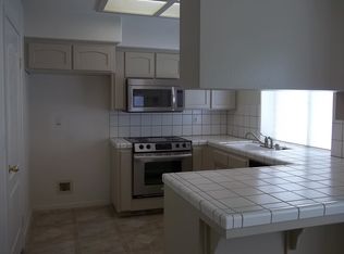 951 E Democracy Ave, Fresno, CA 93720