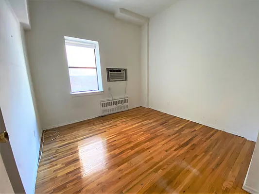 Rented by City Connections Realty | media 11