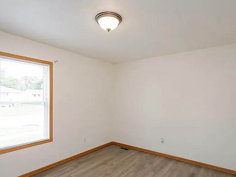 411 Waybridge Rd — Photo 18