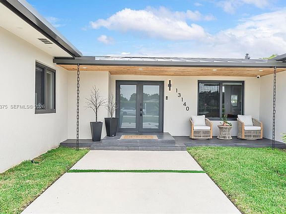 5th image of 13140 SW 112th Ave