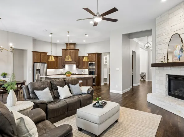 1618 Gardenia St, Prosper, TX 75078
