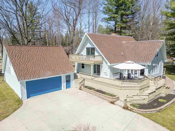 1550 Compton Ct, Gladwin, MI 48624