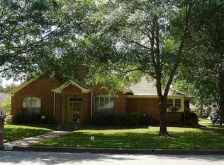 5901 Plantation Dr, Tyler, TX 75703