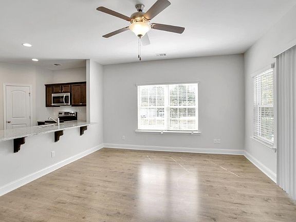 3rd image of 81 Merion Dr #F26a6593b