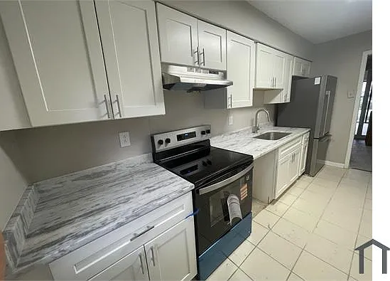 1105 Mainstreet Valley Dr — Photo 3