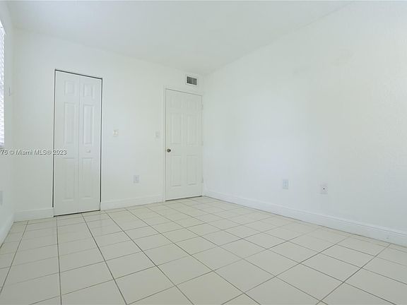 5th image of 630 NW 114th Ave APT 101