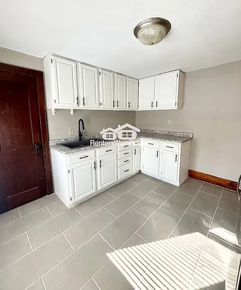 1015 7th St N #2 — Photo 10