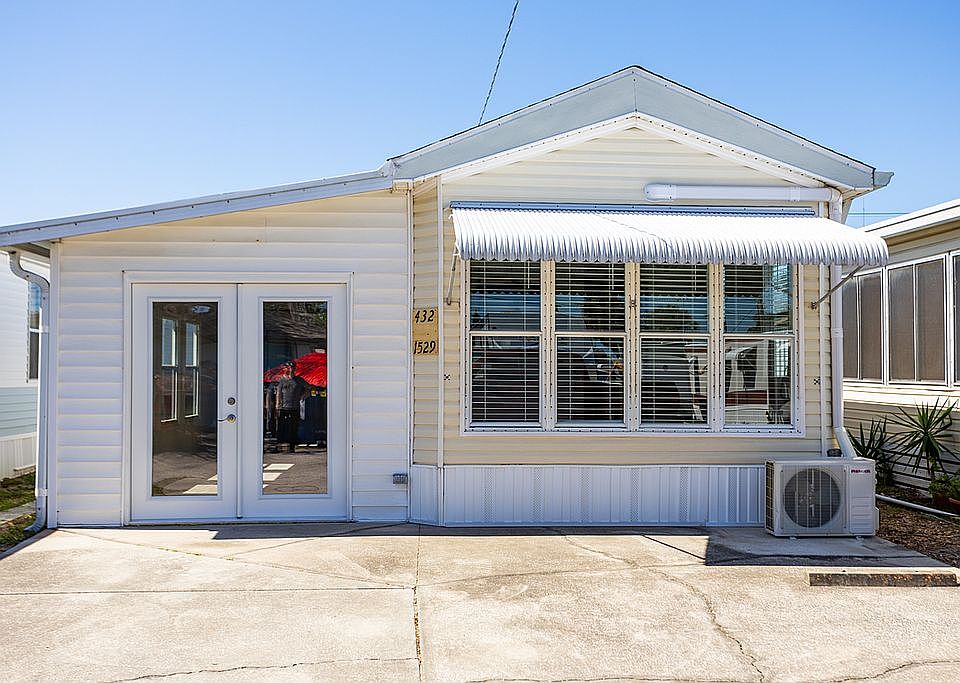 1st image of 1529 Artistic St #432