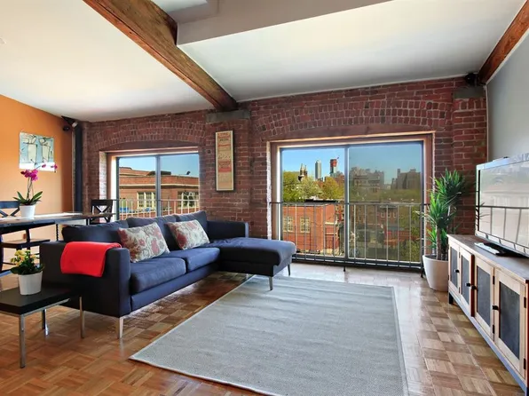 376 President St APT 4J, Brooklyn, NY 11231