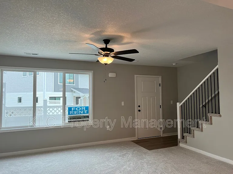 2625 SE Osier Ave — Photo 7