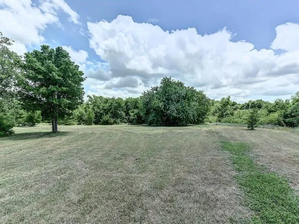 4209 Chisholm Trl, Crowley, TX 76036