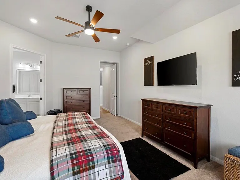 311 Bear Oak St — Photo 9