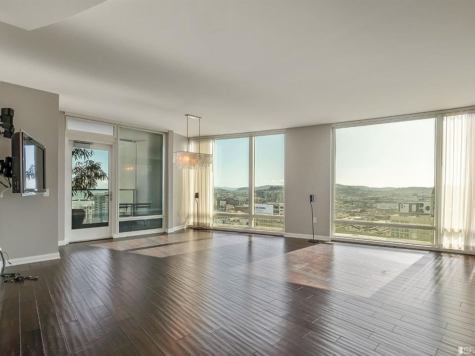 1st image of 425 1st St Unit 3503