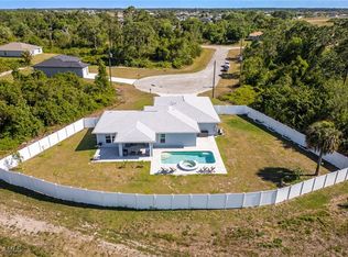 6109 Pecan Ct, Labelle, FL 33935