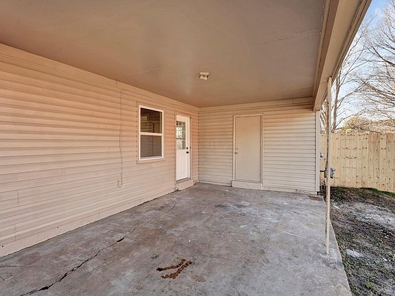 4th image of 8257 Leighton Ln