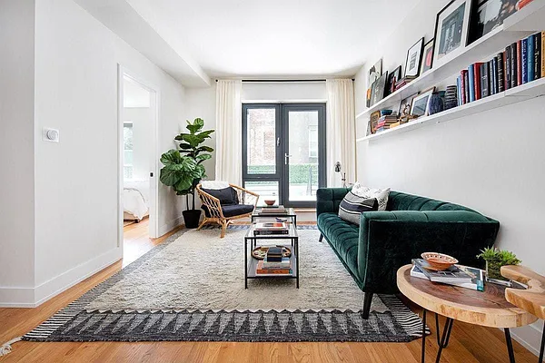 Sold by Bold New York | media 16