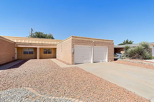3223 Isla Morada Dr Photo 1
