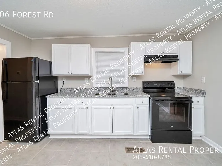 406 Forest Rd — Photo 11