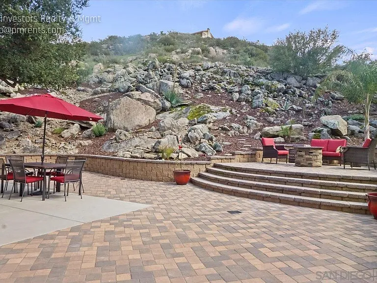 24119 Barona Mesa Rd — Photo 22