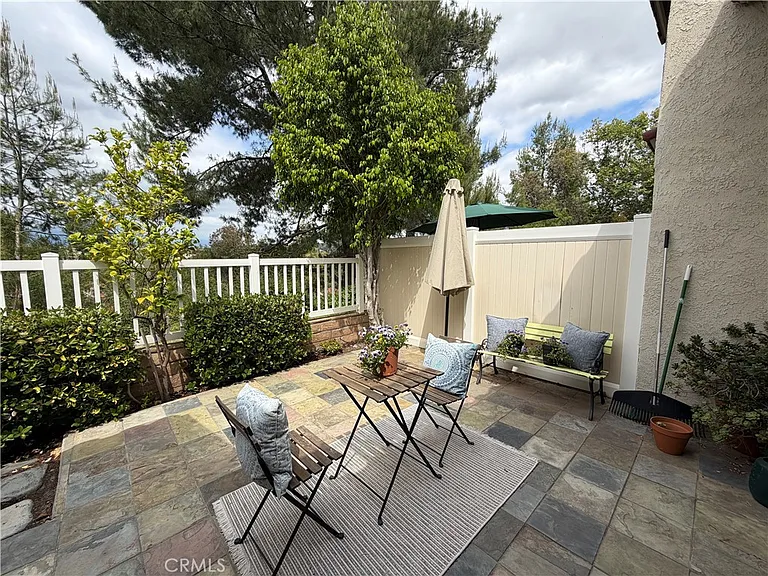 22966 Estoril Dr — Photo 23