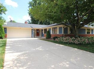 5312 Oakbrooke Dr, Kettering, OH 45440