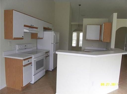 5th image of 362 SW Duxbury Ave