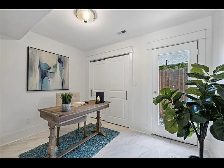 1521 Laird St #C — Photo 9