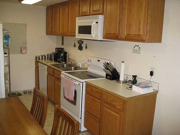 5th image of 5905 200th St SW APT 105