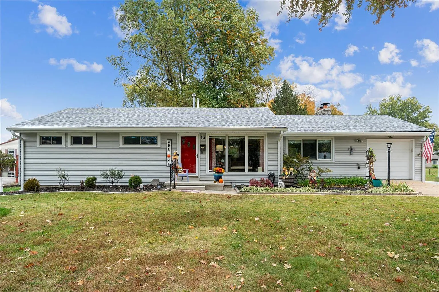 13 Kenwood Dr photo 1