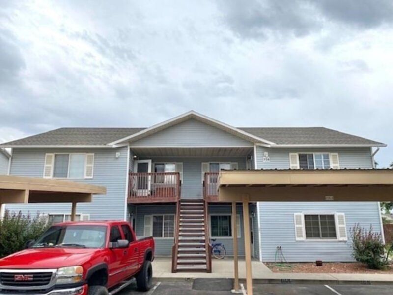 1st image of 1158 E Carolina Ave #4