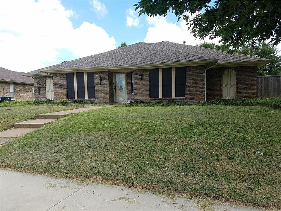 1st image of 1017 Clinton Dr