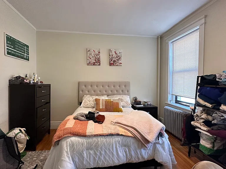 56 Queensberry St #8F — Photo 1