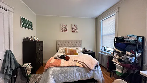56 Queensberry St #8F Photo 1