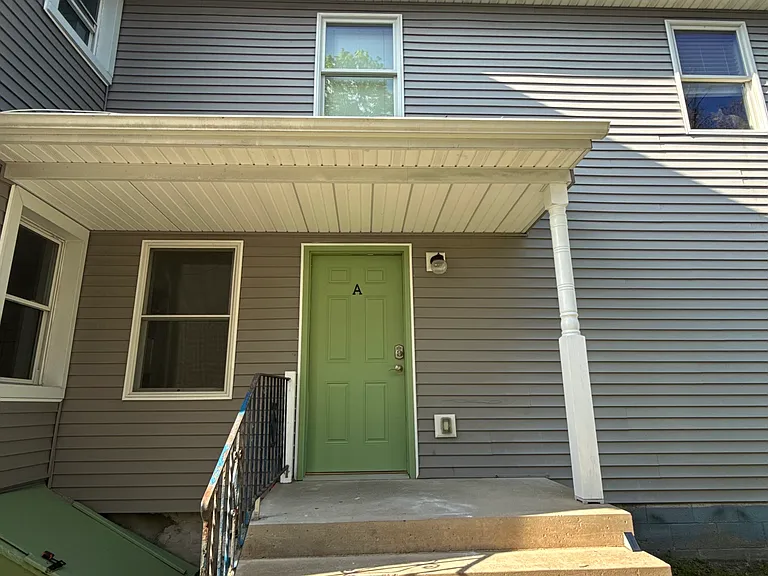 155 N Clinton St #1 — Photo 2