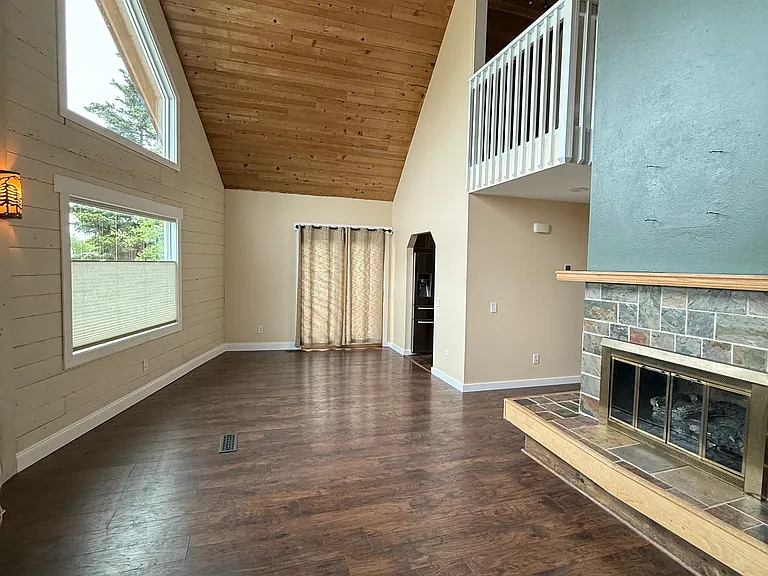 9440 Arlene Dr — Photo 12